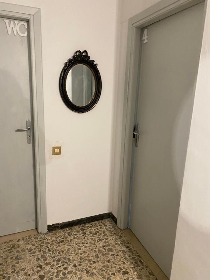Live In Pisa - 250M Dalla Stazione Centrale Di Pisa Hotel ภายนอก รูปภาพ